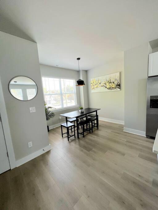 Brand New Build 10 Min- Uptown Vila Charlotte Exterior foto
